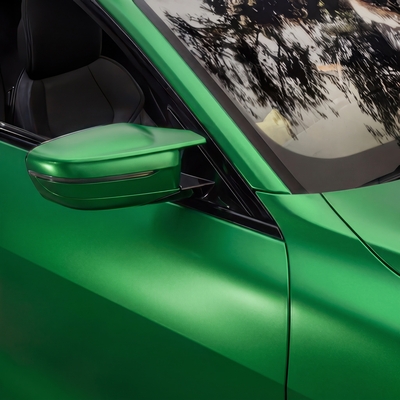 Film pour car wrapping Avery Supreme Wrapping Film  Satin Metallic Lively Green 81µm (BT1790001)