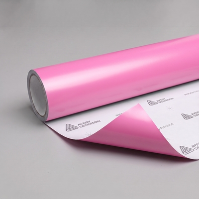 Film pour car wrapping Avery Supreme Wrapping Film  Satin Bubblegum Pink 119µm (BP1190001)